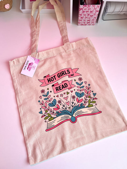 Hot girls read