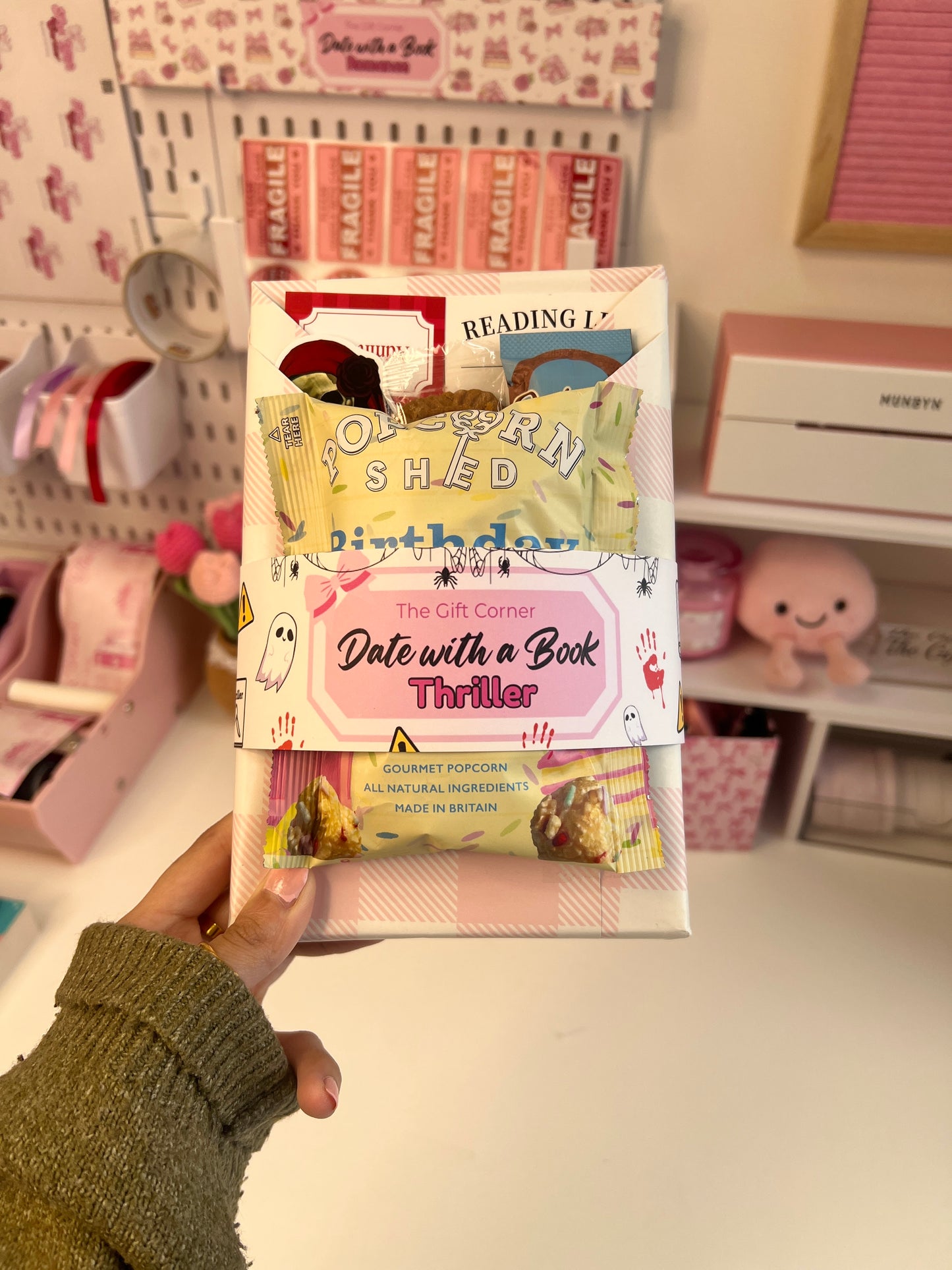Birthday-themed Blind date with a book