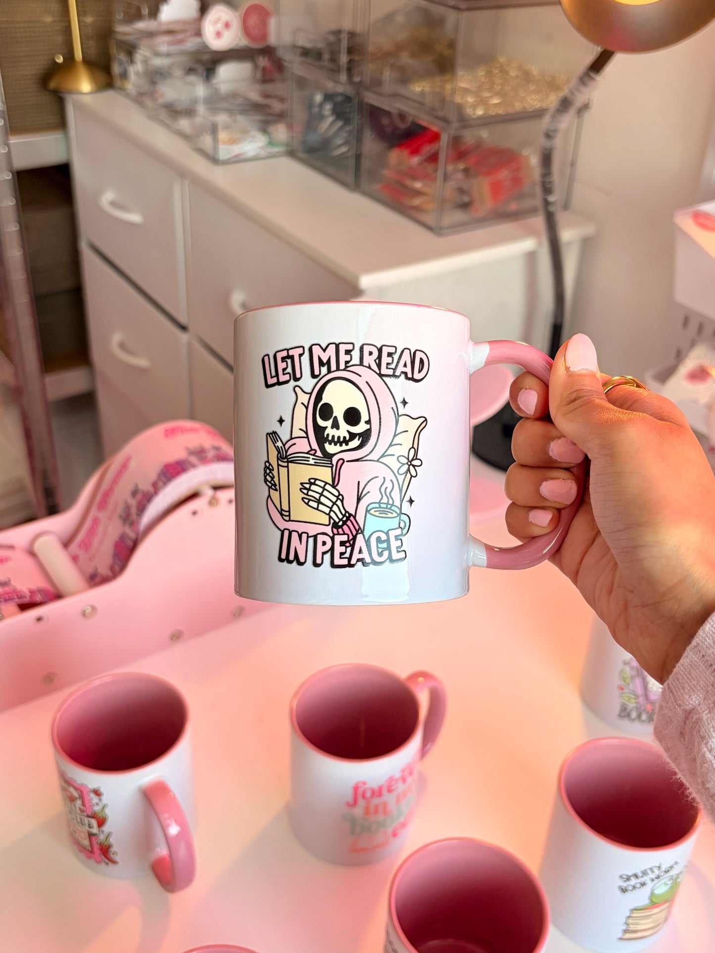 Let me read in peace mug