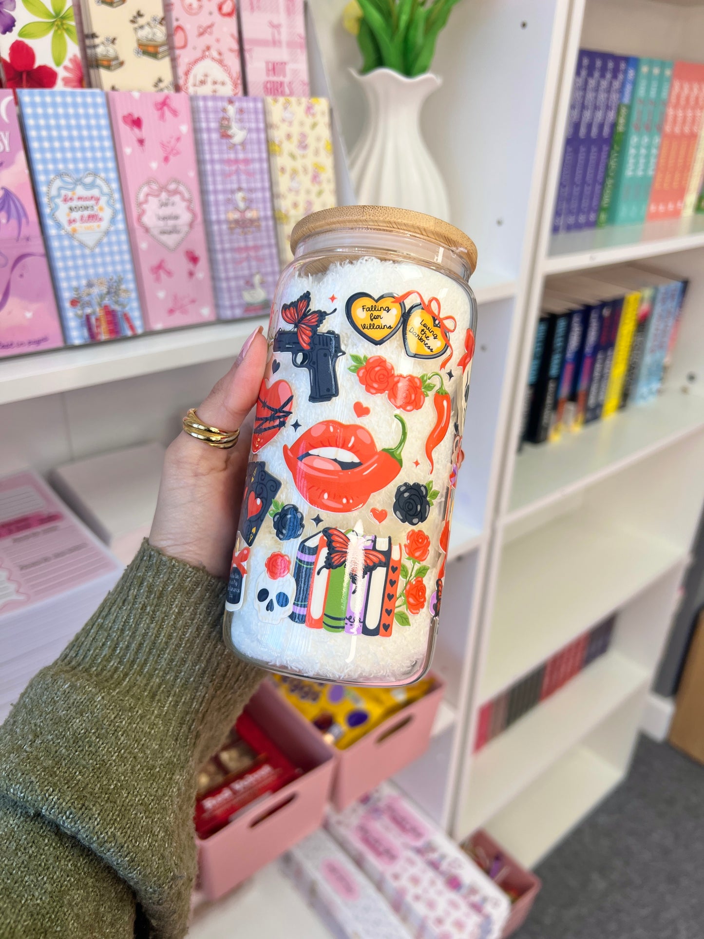 Dark romance cup